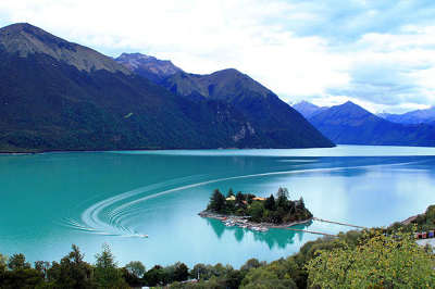8 days Lhasa-Yamdroktso-Shigatse-Mt. Everest Tour