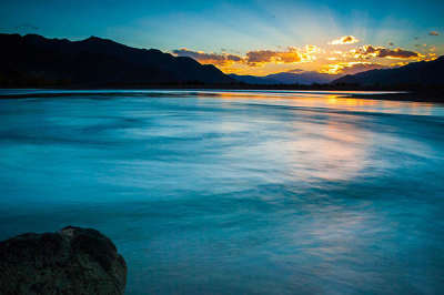 7 Days Lhasa-Yamdroktso-Shigatse-Mt. Everest Tour