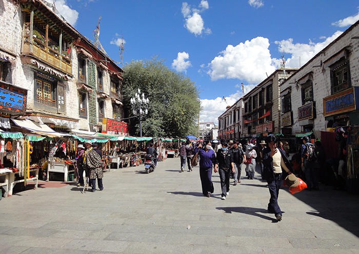 What to Buy in Lhasa