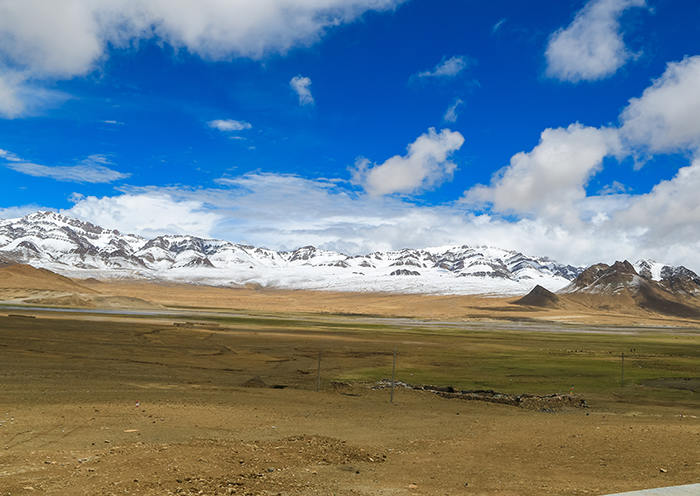 Lhasa Train Station