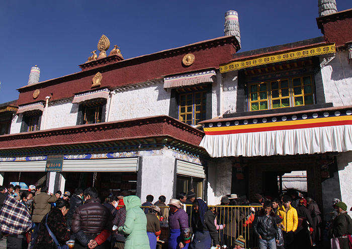Customs and Taboos in Lhasa